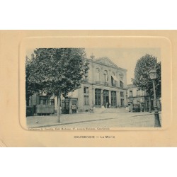 92 COURBEVOIE. La Mairie et vespasienne