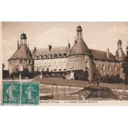 89 SAINT-FARGEAU. Le Château