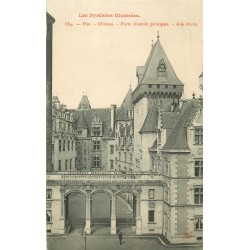 2 Cpa 64 PAU. Porte entrée et Salle à Manger du Château