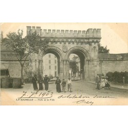 2 cpa 17 LA ROCHELLE. Porte de la Ville 1903 et Cathédrale