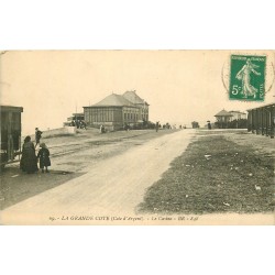 2 cpa 17 LA GRANDE COTE. Le Casino et Effets de Vagues vers 1918