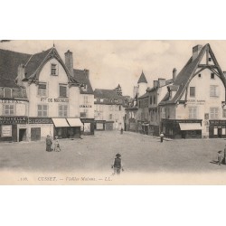 03 CUSSET. Papeterie, Pharmacie, Coiffeur, Bijouterie et vieilles maisons 1905