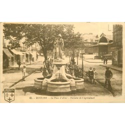 4 cpa 03 MOULINS Fontaine Agriculture Place Allier Monument Combattants Av Théodore-de-Banville Gare