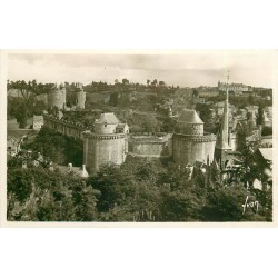 5 cpa 35 FOUGERES Château Chemin creux Tendrais Eglise St-Sulpice Porte Notre-Dame