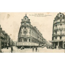 10 cpa 45 ORLEANS Rue Bannier, République, Jeanne d'Arc Square Place Gambetta Cathédrale Maison Diane Armée Indienne