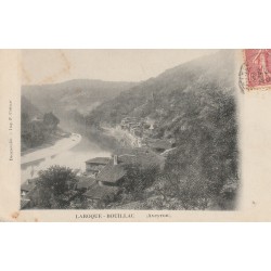 12 LAROQUE-BOUILLAC. Le Village au bord de l'Aveyron 1906